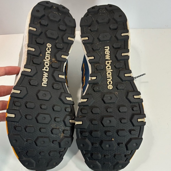 New Balance Crag TR V2 Men Size 11 Yellow Gray Blue Trail Running Shoes - Picture 6 of 7